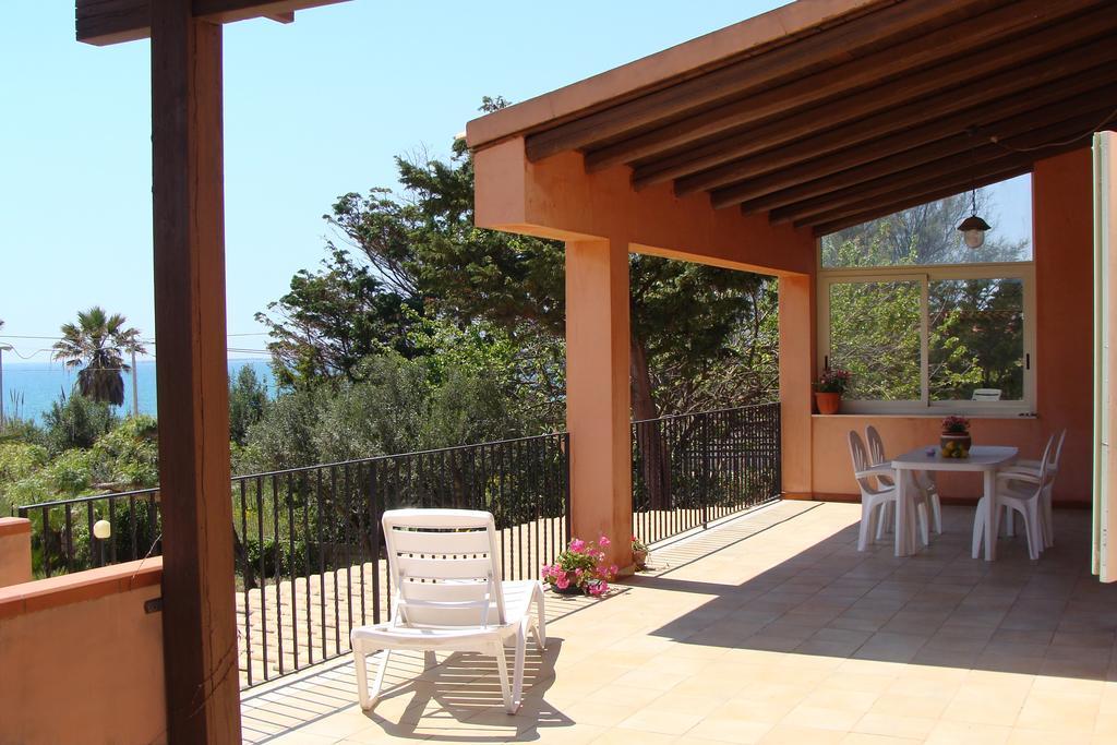 La Villa Rosa Al Mare Поццалло Номер фото